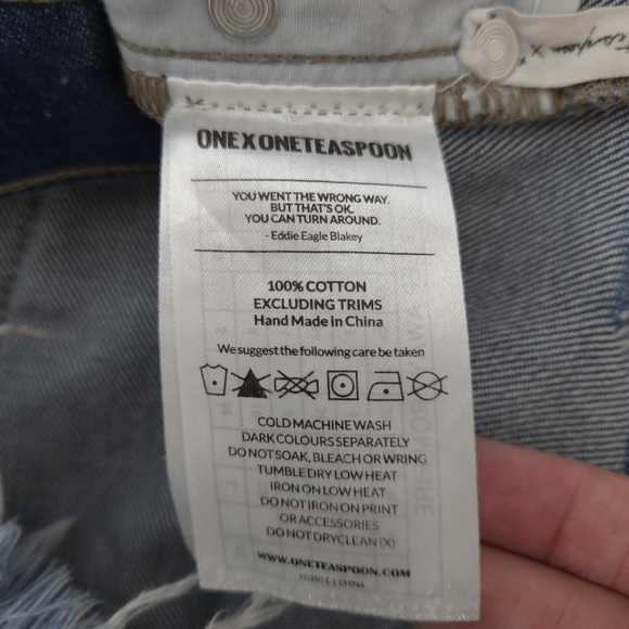 One Teaspoon Bonitas Low Waist Medium Rise Button Fly Raw Curved Hem Jean Shorts - Picture 8 of 11